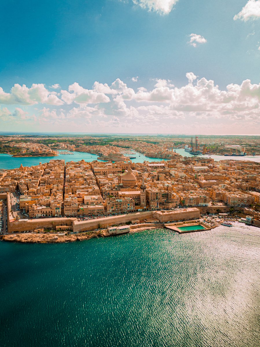 Our expert #Maltese translators work across a range of sectors to deliver accurate #translations aimed to support your business.

Some of the well-known names we have worked with include Samsung, Jamie Oliver and Apple!

📱 0333 577 0767 
📧main@absolutetranslations.com