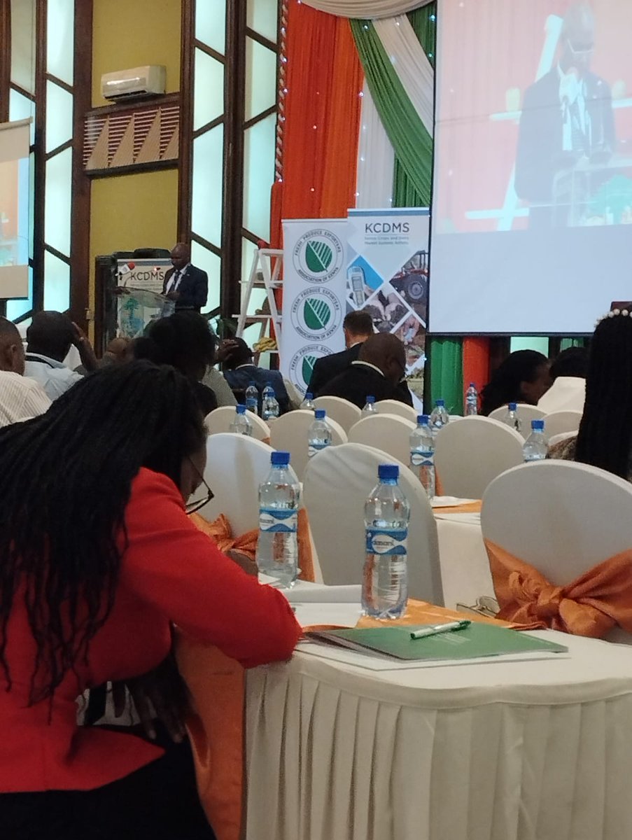 socaakenya's tweet photo. Principle secretary @kilimoKE giving his opening remarks as he officially opens the @globalgap tour. #GlobalGapTourKenya https://t.co/qdFqRlrvB4