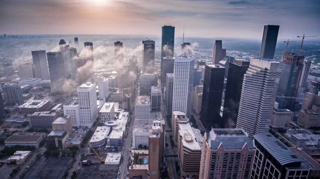 TheDronesWorld's tweet photo. 👉 If you want to visit a large state with a diverse and exciting landscape, then #Texas is the destination for you. 

🚨 The good news is that you can see some of the most popular and picturesque locations by drone: https://t.co/qBq9trTvGU https://t.co/MjqHExU0Bt