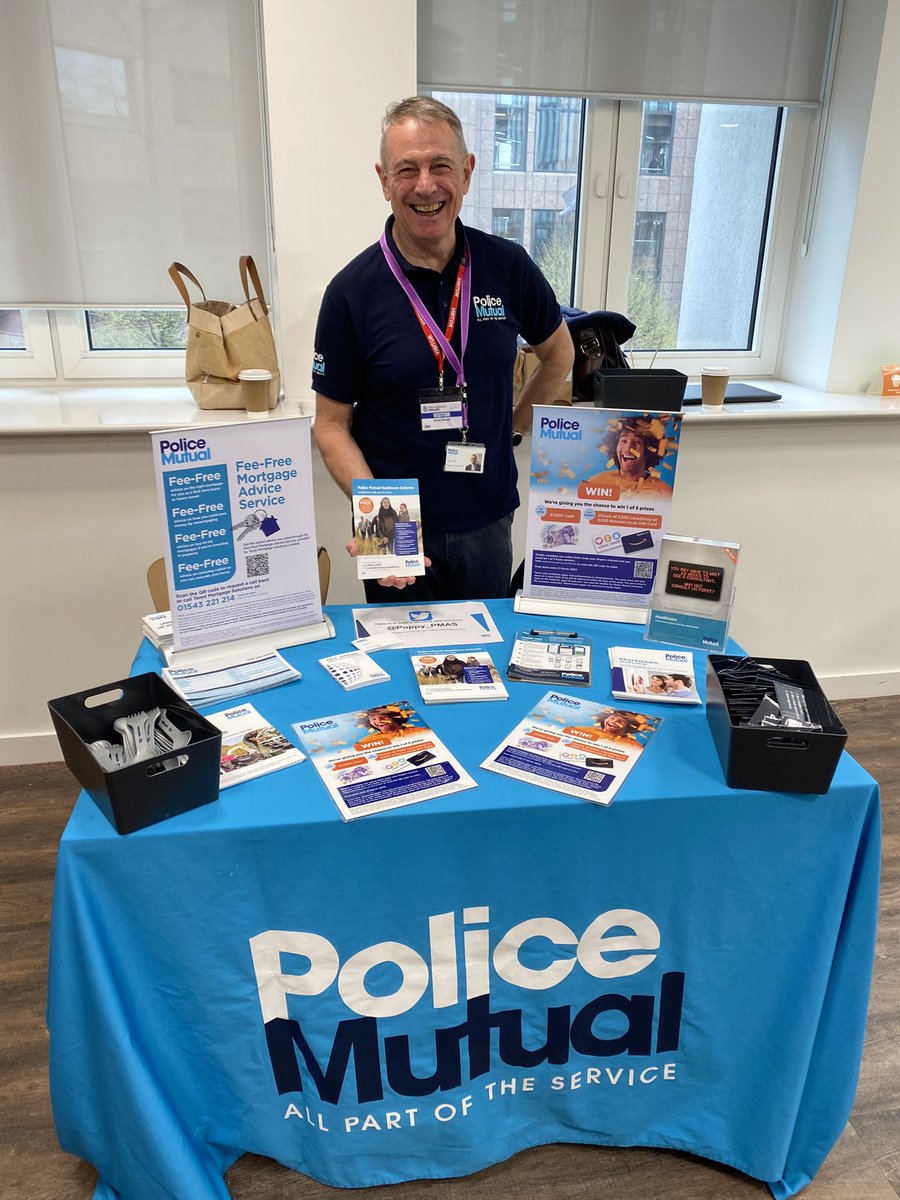 Poppy_PMAS's tweet image. And we’re off… We’ve been off since 8.30am but it’s busy 😅

Come grab your £3 voucher from the @WMPolice Lloyd House canteen until 1.30pm 🥪☕️ 

Don’t miss out 💙 

p.s The Tally Ho canteen is due to reopen.. FREE FOOD dates pending 👋🏽👀