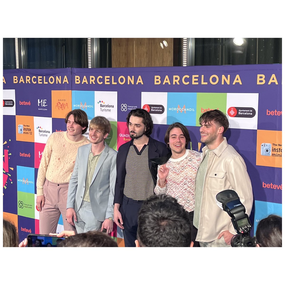 SteveHReports's tweet photo. En el episodio Español, @victorESC_udero habla con: 

🇪🇸 Blanca Paloma 
🇸🇮 Bojan de Joker Out (Eslovenia)
🇵🇹 Mimicat (Portugal) 
🇪🇸 Barei (2016)
🇪🇸 Rosa López (2002) 

🎙️ https://t.co/IktWXKbECE https://t.co/Cj2zB9x4ED