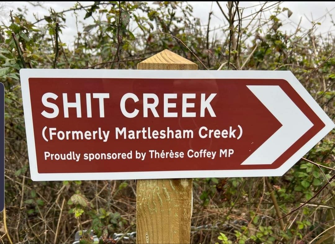 Cardinal Biggles McFerryFace #FBPE 🇬🇧🇪🇺🇺🇦 tweet media