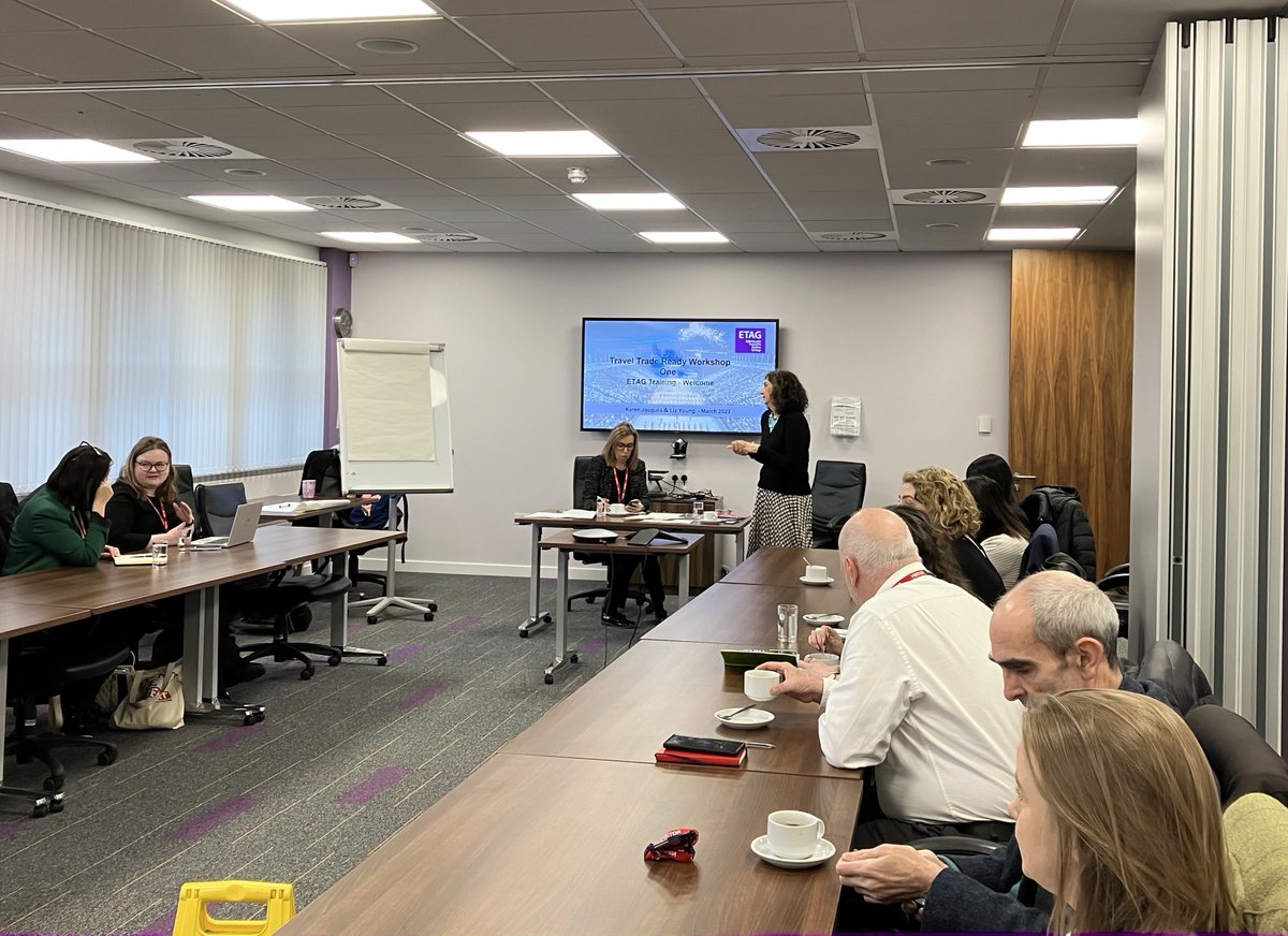 And we're off! The ETAG Travel Trade Programme is underway with a fantastic range of #Edinburgh businesses in the room. #TravelTrade #Tourism #upskill