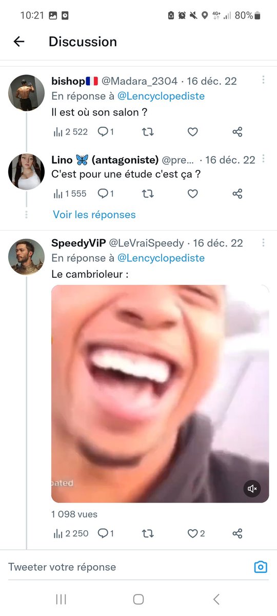 nominomm's tweet photo. jvous remets ici les commentaires sous un post qui raconte qu'un homme a été violé pendant 3 jours https://t.co/l0go6hlXrO