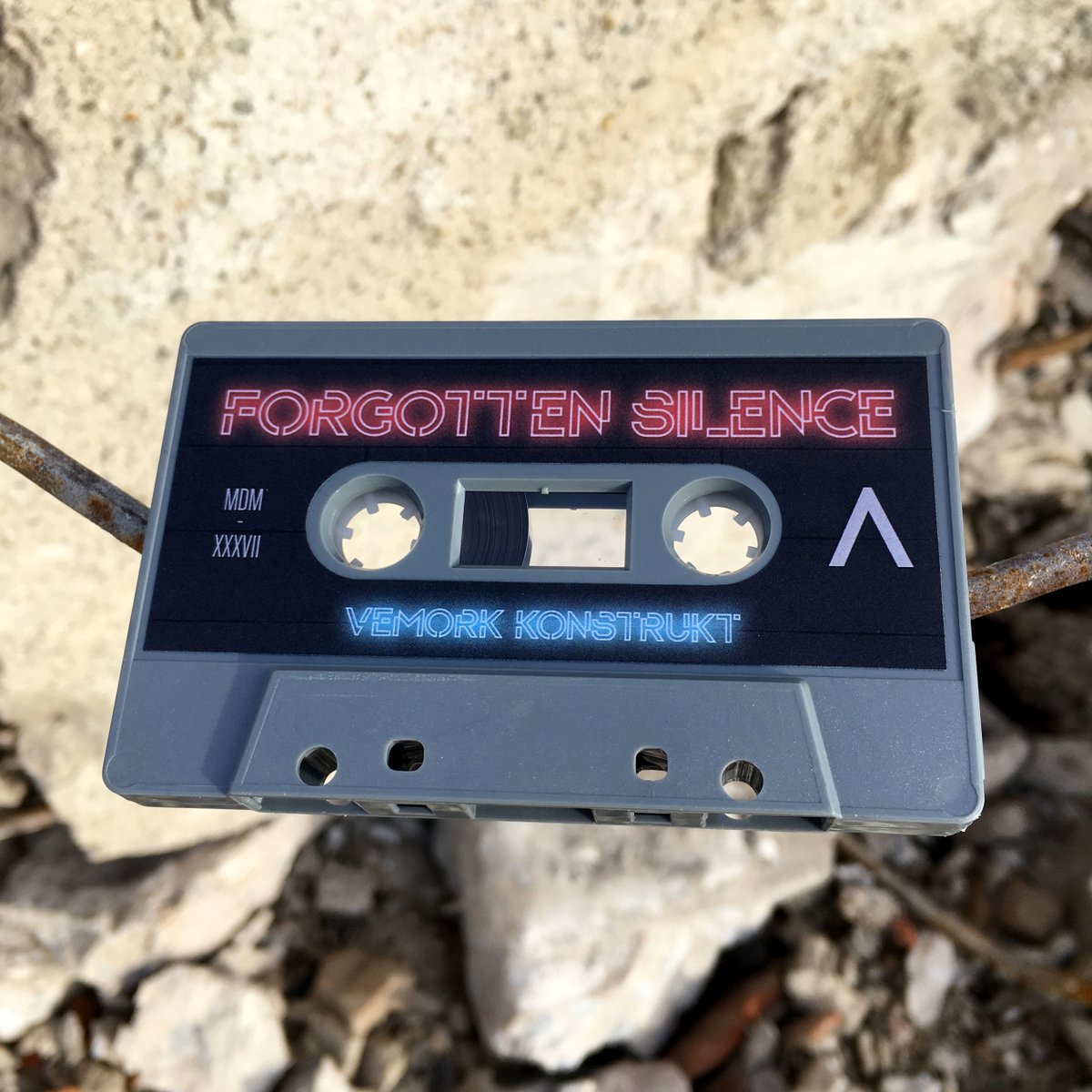 madmusickcz's tweet photo. NOVÉ VYDÁNÍ MDM / NEW RELEASE OF MDM 🆕

FORGOTTEN SILENCE "Vemork Konstrukt" [MC, 2023]

MC: 📼 → 🛒 https://t.co/pSnt2Jel1s

#forgottensilence #vemorkkonstrukt #vemork #forgottensilenceofficial #newalbum #metal #brno #czech #onehalph #madmusickcz #magickdiskmusick #rock #metal https://t.co/QdZdtSlLwB