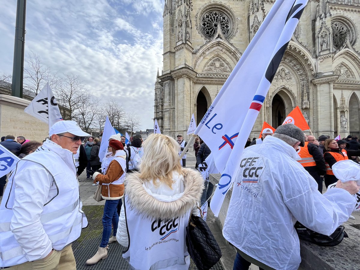 CFE-CGC Santé-Social (@cfecsantesocial) on Twitter photo La mobilisation #NonALaReformeDesRetraites se met en place à Orléans.
<a href="/CfeCgcHarmonie/">CFE-CGC HARMONIE MUTUELLE</a> <a href="/CFECGC/">CFE-CGC</a> <a href="/CFE_CGC_SMS/">CFE-CGC SMS</a> La mobilisation #NonALaReformeDesRetraites se met en place à Orléans.
<a href="/CfeCgcHarmonie/">CFE-CGC HARMONIE MUTUELLE</a> <a href="/CFECGC/">CFE-CGC</a> <a href="/CFE_CGC_SMS/">CFE-CGC SMS</a>