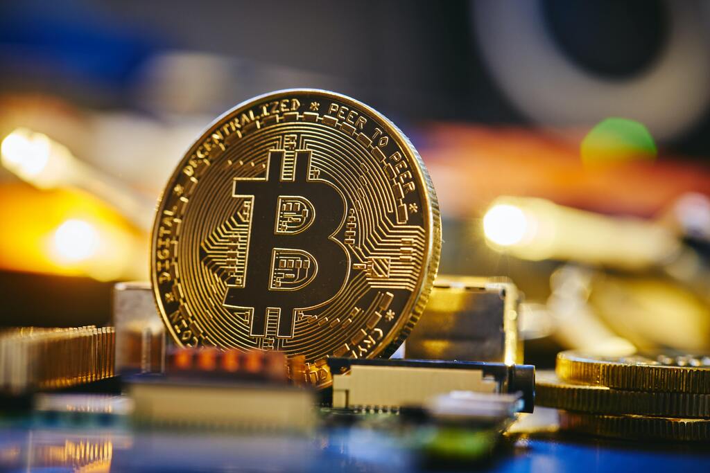 cryptohousenews's tweet photo. Envie de te lancer dans la crypto ? 🚀

🎁 Récupère tes 20$ offert sur Bybit pour commencer à acheter tes premières cryptos ! 

#BTC #ETH #NFT #bybit

👉https://t.co/TScsT1qoBi https://t.co/Y3iL90UvVn