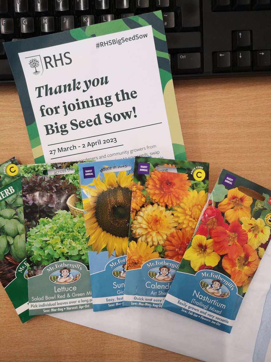 manta333's tweet photo. #RHSBigSeedSow @EastCoast_Coll https://t.co/88XfN99ZDH
