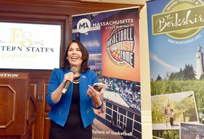 Michael_Quinlin's tweet photo. Yesterday at @theBigE #SpringfieldMA, @visitma celebrated $1 million in #TTSE grants to promote off-season tourism in #westernmass.  Congrats to @XploreWesternMA @VisitWesternMA @TheMohawkTrail @othersidema @1Berkshire @MassEOHED  https://t.co/oZiyELbZwz https://t.co/A6ifHabcAl