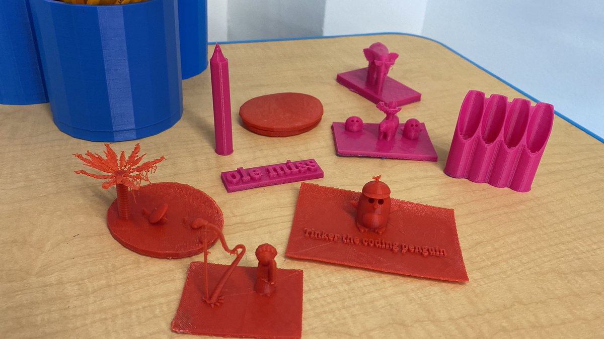 3rd and 4th grade prints ready for pickup! #3Dprinting #steam #stem #science #3D #cad #TinkerCAD 

<a href="/tinkercad/">Tinkercad</a>