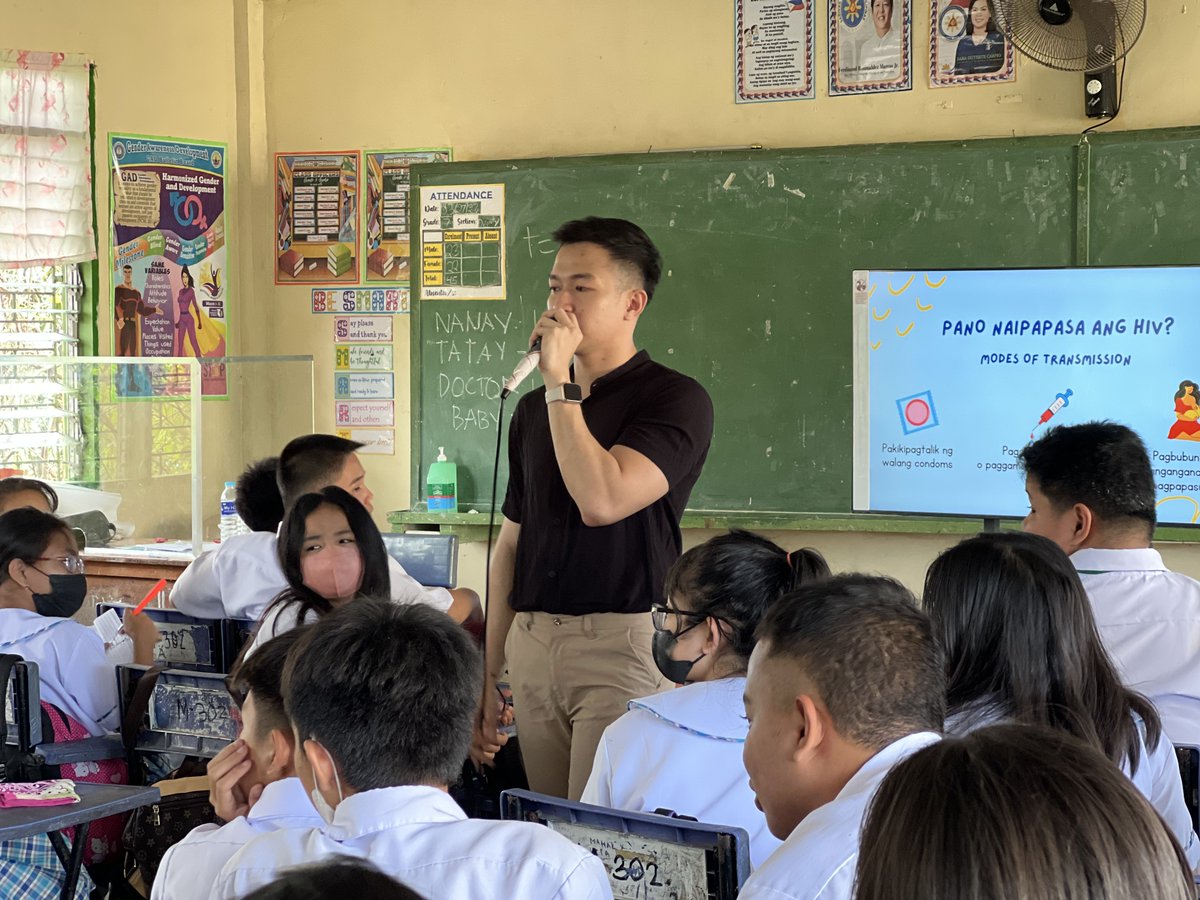 AHFAthena's tweet photo. Day 6 and 7 of our basic CSE program sa Deparo High School!

Biggest thanks sa ating mga volunteers and HIV counselors sa pagbibigay ng kanilang effort at oras! Of course, hindi ito magiging posible without the support of @AhfPhilippines!

 #EndAIDS2030 #EndTheStigma https://t.co/tai6omnfqn