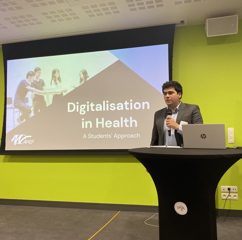Beatriz_EPSA's tweet photo. #AR2023 | From the #pharmastudents' perspectives, we continue the discussion on European Strategy for Digital Skills Education in Healthcare @EPSA_Online 💊🖥️

@ApefPt 🇵🇹 and @CzPSA 🇨🇿 are presenting the results from studies in #DigitalTransformation conducted nationally! https://t.co/awt361AE6r