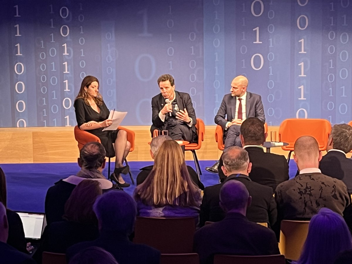 GeoffroyRDB's tweet photo. Journée consacrée à la #cybersécurité aujourd’hui à #LaREFnum23 : « Le @medef est là pour alerter et réveiller les consciences des dirigeants, mais aussi et surtout des salariés sur les questions de #cybersécurité ».
Suivre les débats sur https://t.co/9mpzqUD4zW https://t.co/4xQSFKapw4