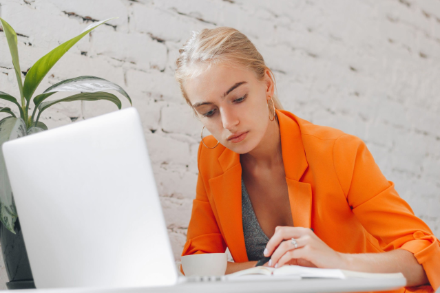 JeffSokolowski1's tweet photo. Working remotely while your colleagues are on-site? Learn tips for being visible, vital, and productive while you advance your career from afar. https://t.co/tVWgxTGe05 https://t.co/b1FoTl0OA1