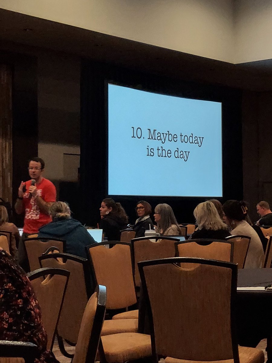 What a spectacular way to start the day with <a href="/colbysharp/">Colby Sharp</a> at the <a href="/NCReadingAssoc/">NCRA</a> conference ! Give access to #books  for children to fall in love with #reading 📚
