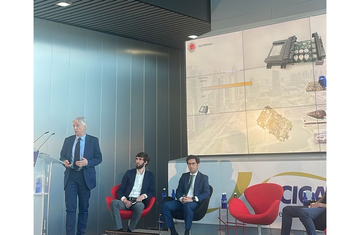 MaserMic tweet media