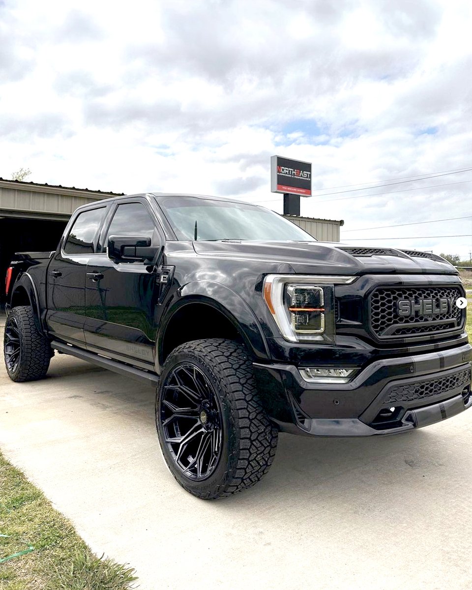 🔥2022 Ford F150 Shelby 🔥
By: @northeastsuspension

As if this truck didn’t stand out enough, we set it off with a set of 24x12 4P83 @4playwheels
and 37” @nittotire Nitto Recon Grapplers 🛞

#fordshelby #nittotires #4playwheels #ford #truck
#shelby #f150shelby #shelbyraptor