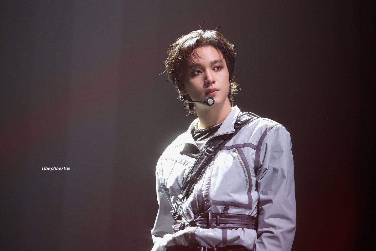Haephaestus06's tweet photo. 230325 THE DREAM SHOW2 in HK D2

#해찬 #HAECHAN 
#NCT #NCTDREAM https://t.co/huvSERTvTG