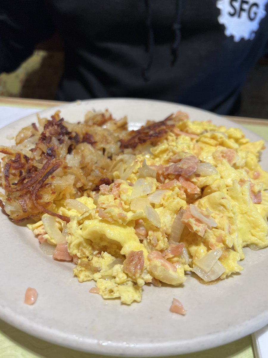 mat hart tweet media