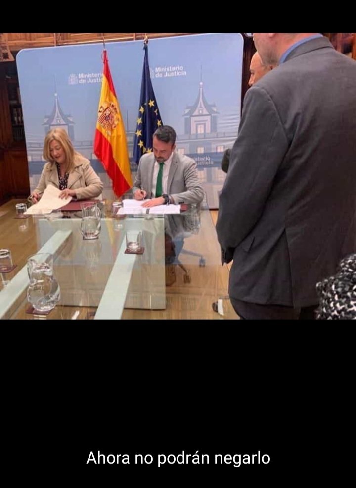 sonynaro's tweet photo. #huelgalajs https://t.co/bRBbpynpxe