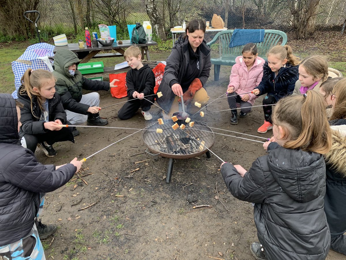 OJA_Brumby's tweet photo. What an incredible adventure for our year 3 children at Austerfield outdoor centre . We had a fully immersive experience living as Stone age people: building dens, cooking and even creating our own material art materials through foraging #OPAhistory #enrichment https://t.co/jDhXzGKQIk