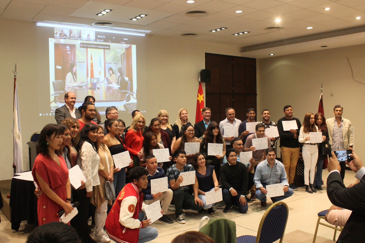 Inauguración de la 2° Formación en Idioma y Cultura China, con graduación, realizada por la Fundación <a href="/copaipa/">COPAIPA</a>, PLASA Arg, TIBET SUMMIT Resources, la Politécnica de Beijing y el <a href="/GobiernoSalta/">Gobierno de Salta</a>. Una oportunidad intercultural para capacitarse en Salta y el interior de la provincia.