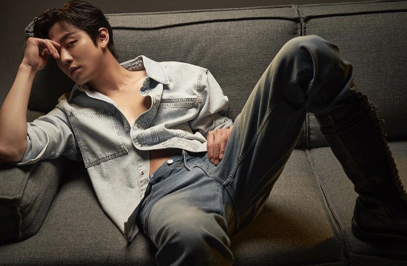 My favourite korean men rocking calvin klein 🤘🏻🔥