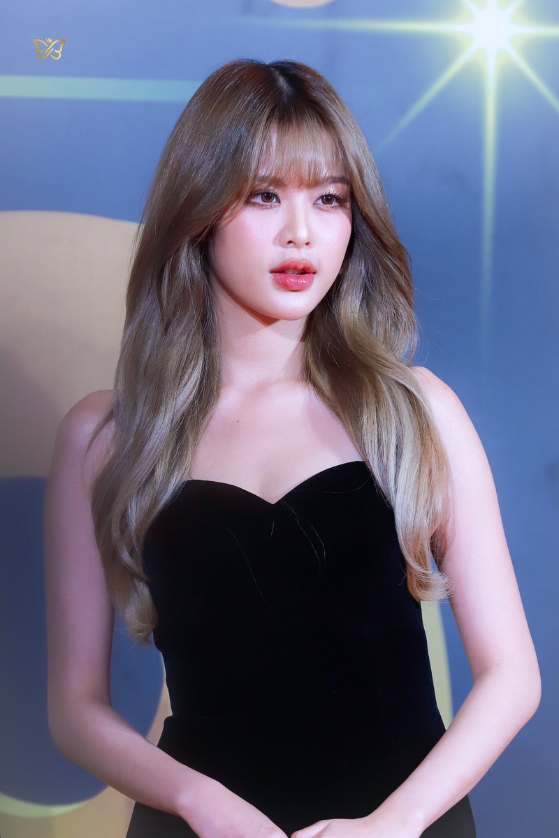 5k8_ea's tweet photo. พยายามหาแคปชั่นเด็ด
แต่ลืมไปว่าคนในรูปเด็ดกว่าแคปชั่น ~ 

#MOBYe https://t.co/dibcY7kKRB
