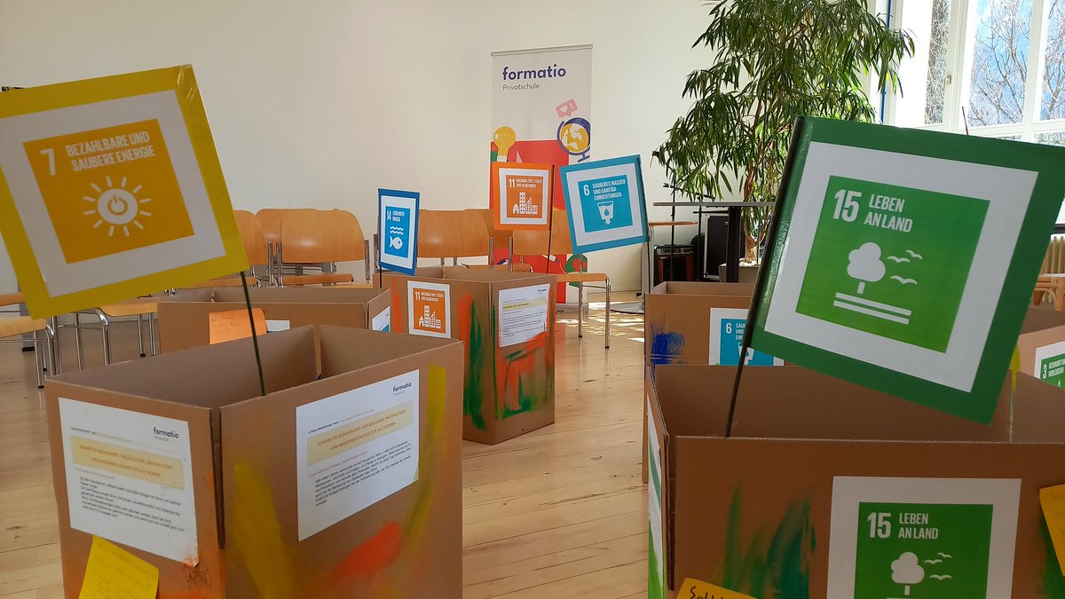 An der formatio ziehen sich die SDGs wie ein roter Faden durch das Schuljahr. Die neuen Inputs vom Bildungsforum mit Nora Wilhelm  werden diskutiert und neue Ideen geboren.
#SDGs #formatioPrivatschule #Bildung