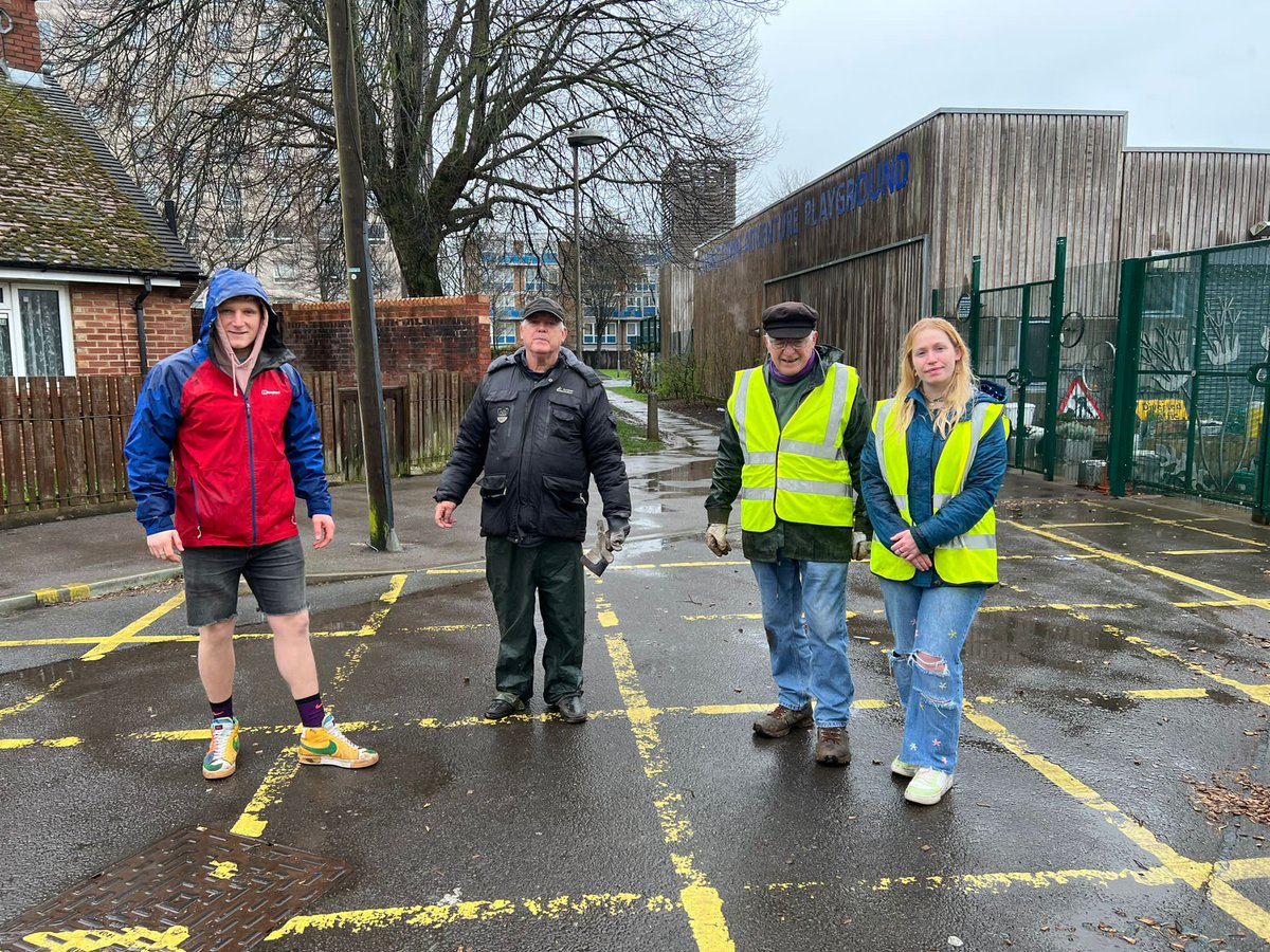 On Sunday 26 March three replacement cherry trees were planted on the Somerstown Hub rear the adventure playground. Trish, Dennis and John Worley worked hard and John brought some family members along to help. The planting is now restored!