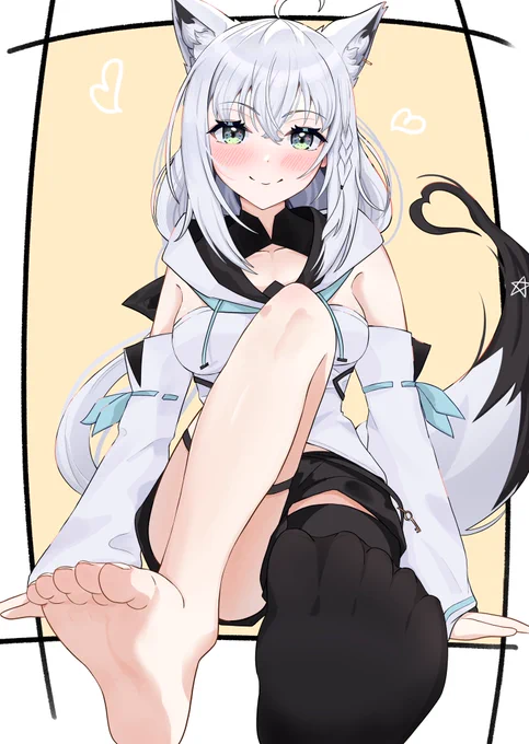 フブちゃんの素足が気になって仕方ない#絵フブキ 