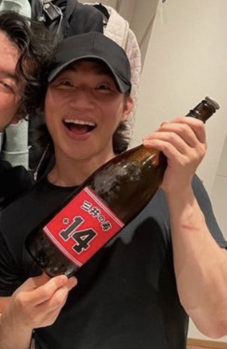 bbvipppp's tweet photo. i luv how my bois keep doing their own things these days just fine https://t.co/9DlqNpQaE7