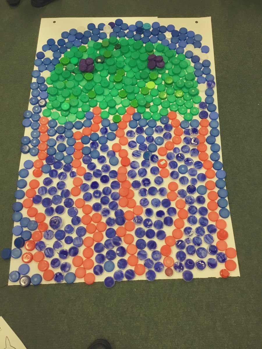 GMPSclass2LP's tweet photo. We have designed, sorted,painted and placed our art using plastic resources- we are so proud of what we created 🐠 https://t.co/OGnHB04MsI