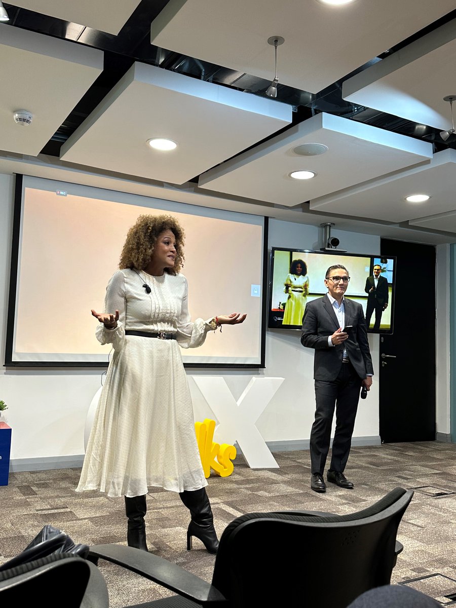 Cemex Colombia (@cemex_colombia) on Twitter photo En #CemexColombia, construimos historias que nos impulsan a vivir en un entorno más inclusivo y diverso. Este mes de la #DiversidadEInclusión hablamos con <a href="/mabellaranews/">Mábel Lara</a>, una mujer colombiana e hija de la diversidad.
#ConstrucciónDeUnMejorFuturo En #CemexColombia, construimos historias que nos impulsan a vivir en un entorno más inclusivo y diverso. Este mes de la #DiversidadEInclusión hablamos con <a href="/mabellaranews/">Mábel Lara</a>, una mujer colombiana e hija de la diversidad.
#ConstrucciónDeUnMejorFuturo