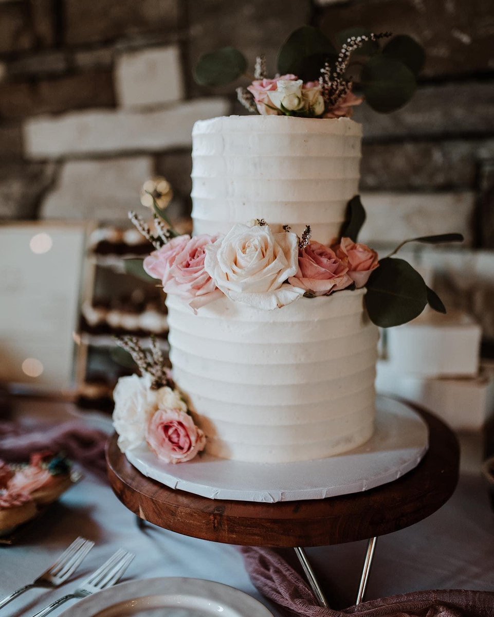 350BakeHouseCo's tweet photo. Special day approaching? 
Let’s talk. 

#wedding #farmtotable #localingrediants #cake #surlatable #inspo #homemade #snack #recipeinspiration #blackownedbusiness https://t.co/6RmINNTy0q