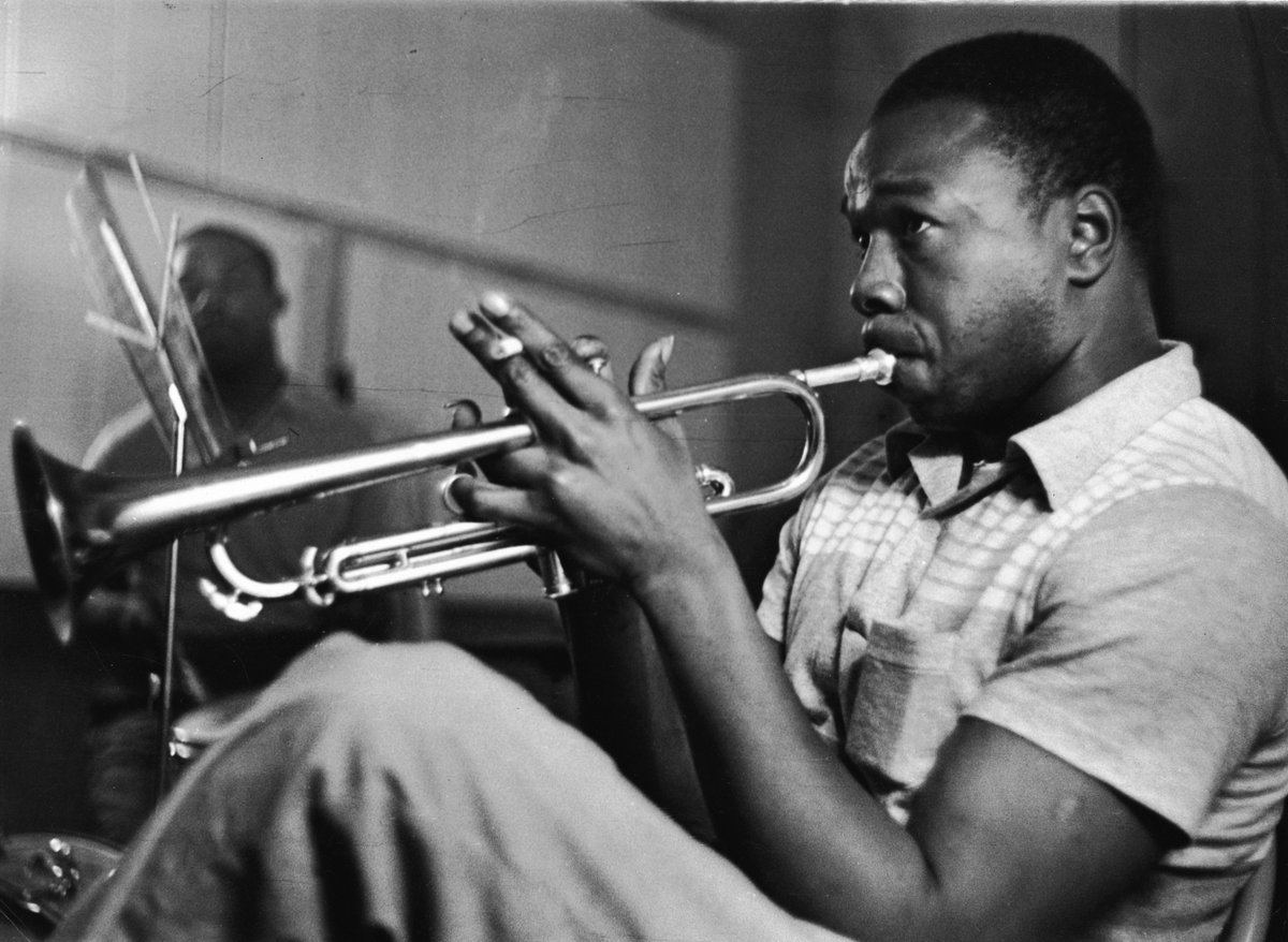 Thad Jones, the brilliant trumpeter, composer and bandleader, was born 100 years ago today. Jazz, and especially the modern big band, would sound a lot different without him. 🎺🎂