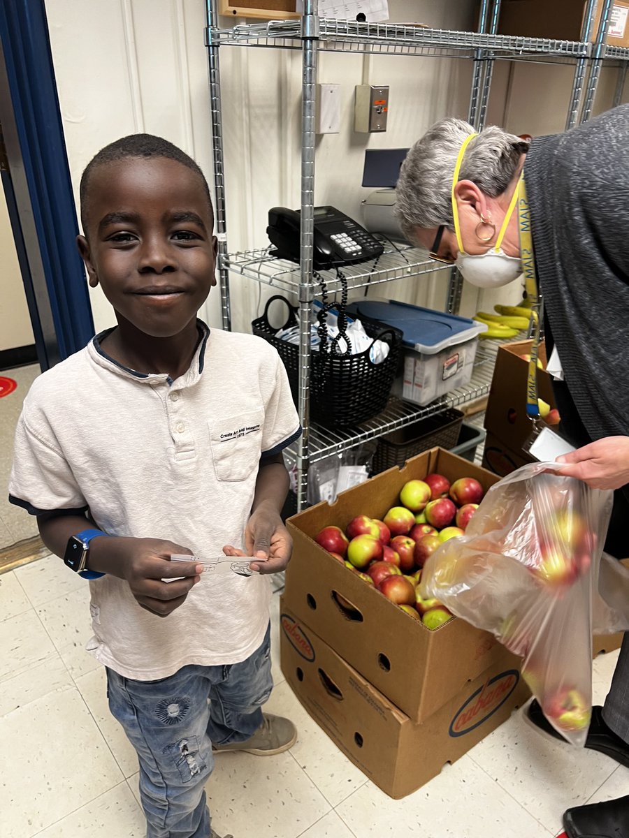 SJAMschool tweet media