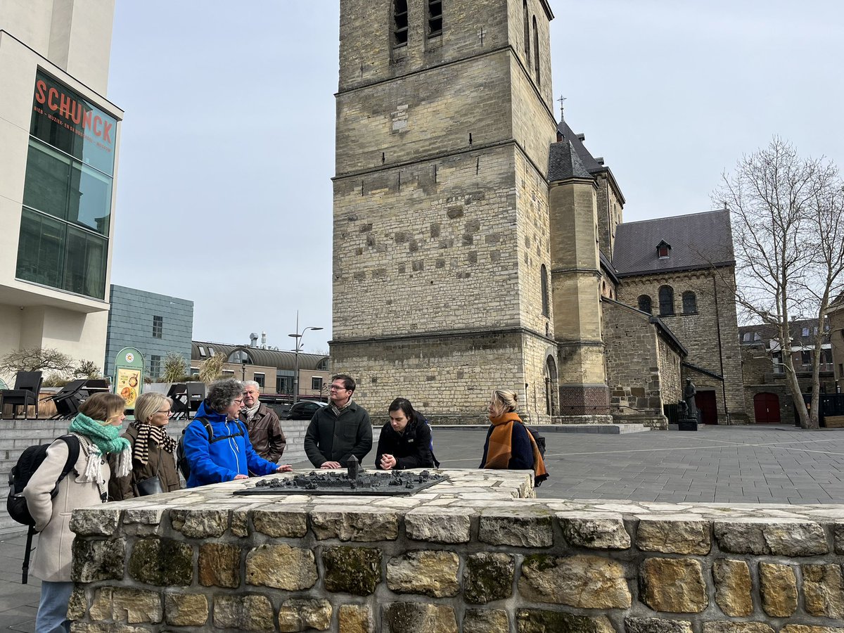 Vandaag werden we in Heerlen rondgeleid door historicus Marcel Put en oud-mijnopzichter Wiel Niks. We kregen inzicht in de Limburgse mijnbouwproblematiek. Hoe wordt er hier met mijnbouwschade omgegaan? En wat moeten we hier van leren voor #Groningen?