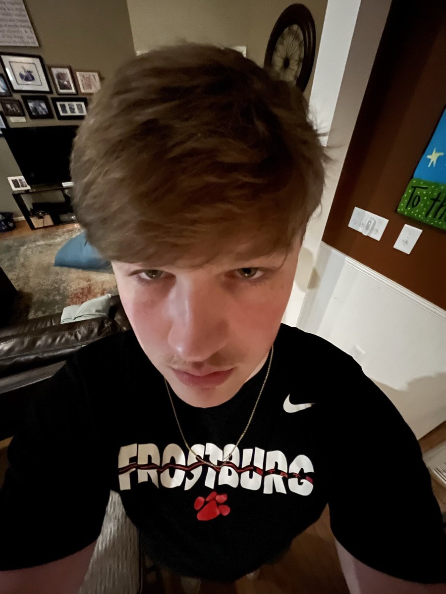 castlesection_'s tweet photo. SPRING SPORTS MOTHERFUCKERS
BASEBALL โพ๏ธโพ๏ธโพ๏ธ
Owen and the guys vs Emilee Axelson???
4:30 @ The Castle
#2monthsowenareyoukiddingme #bigbabyshoveday #colinmb #cycledino
#emileeplznoticemeyouresohot #bkessbombs #cmwrightnotgoodatanythingtbh
#justlikebasketball https://t.co/E5wwP19Kae