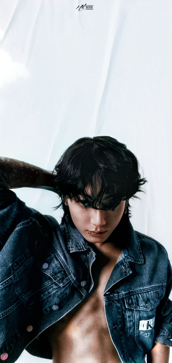 honeymooneditss's tweet photo. JUNGKOOK x  CALVIN KLEIN 💙 (1/2)
Wallpaper / Lockscreen colored ver 

fav if u liked | rt if you saved | ss if you used
Don't repost!

⇀🐝

#방탄소년단진 #BTS #JUNGKOOK #JK  #BTSARMY #BTSWALLPAPER #btslockscreen #JUNGKOOKxCALVINKLEIN #jungkookcalvinklein #CalvinKlein https://t.co/2v4gkd5e4d