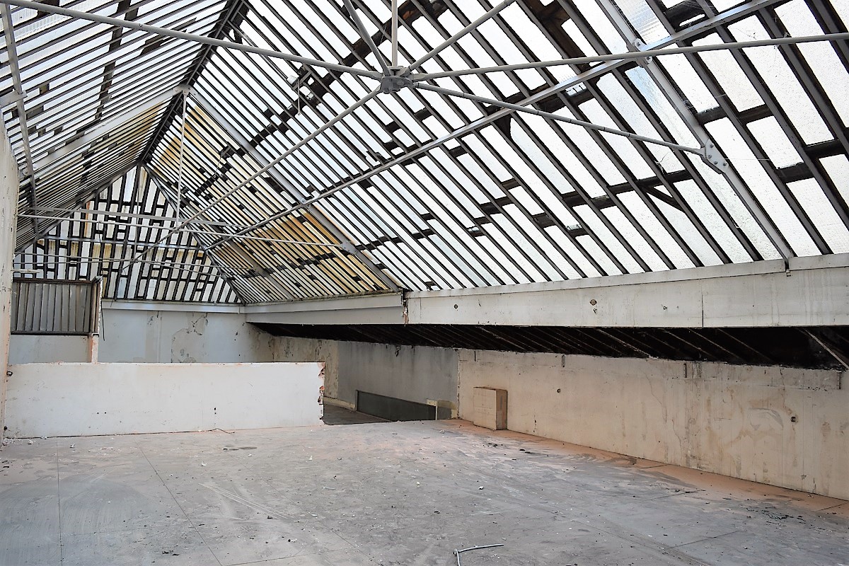 sorovim's tweet photo. D’importants #travaux seront réalisés dont le remplacement à l'identique de la prestigieuse verrière. Un résultat qui devrait être impressionnant. 🤩 https://t.co/ZmShTuTSyr
