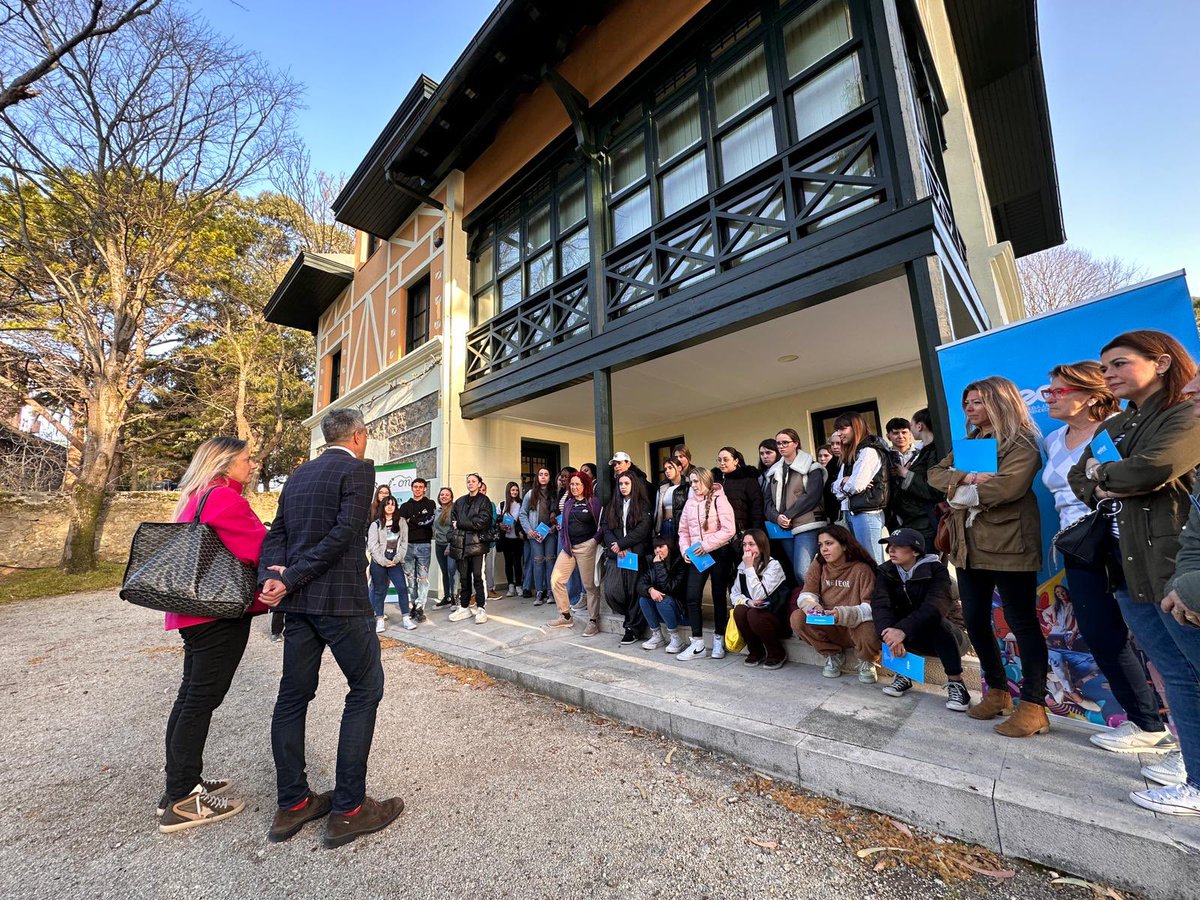 Acercamos a los jóvenes al mundo rural con el proyecto “Rural On” de @Ejecant contribuyendo al desarrollo socioeconómico del campo. #Cantabria