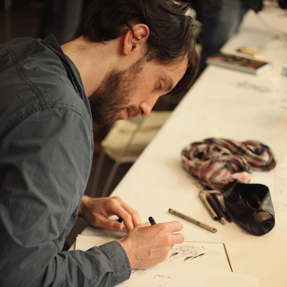 ⚠️petit changement de programme : dimanche la séance de dessin en direct avec <a href="/pauldrouin/">paul drouin</a> a été déplacée à 11h30 (au lieu de 15h)
#PDLGRenoble2023