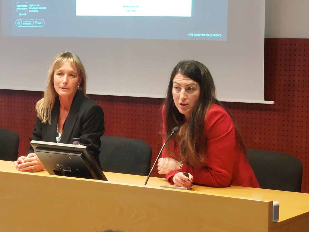 Digital Catalonia Alliance (DCA) (@dca_cat) on Twitter photo đź‘‹Abans de visitar els equipaments, Elisabeth JordĂ , directora del #PMT i Elisabet VĂlchez, mĂ nager de l’<a href="/ESABICBarcelona/">ESA BIC Barcelona</a> presenten el #DroneLab i l’#ESABICBarcelona.
Més detalls info sobre:
#ESABICBarcelona➡️esabicbarcelona.pmt.es
#DroneLab➡️ pmt.es/ca/dronlab đź‘‹Abans de visitar els equipaments, Elisabeth JordĂ , directora del #PMT i Elisabet VĂlchez, mĂ nager de l’<a href="/ESABICBarcelona/">ESA BIC Barcelona</a> presenten el #DroneLab i l’#ESABICBarcelona.
Més detalls info sobre:
#ESABICBarcelona➡️esabicbarcelona.pmt.es
#DroneLab➡️ pmt.es/ca/dronlab