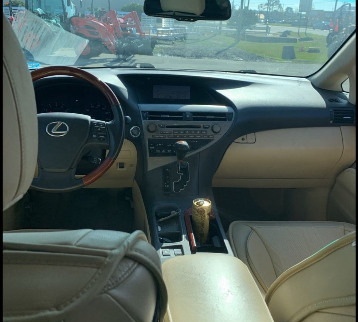 Avant_gardeauto's tweet photo. Lexus RX350 
Location: Abuja 
Year: 2010
Price: 11m
☎️: 07013000001

#AbujaTwitterCommunity #Avantgardeautos   #Toyota #Camry   #Auto #cars #Nigeria #new #business #Men #woman #Abuja #Lagos  #Deals #style #election https://t.co/8OOSKLCAk8
