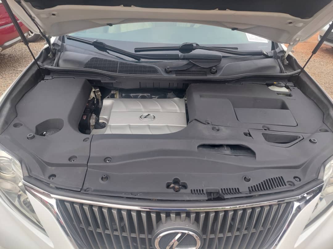 Avant_gardeauto's tweet photo. Lexus RX350 
Location: Abuja 
Year: 2010
Price: 11m
☎️: 07013000001

#AbujaTwitterCommunity #Avantgardeautos   #Toyota #Camry   #Auto #cars #Nigeria #new #business #Men #woman #Abuja #Lagos  #Deals #style #election https://t.co/8OOSKLCAk8