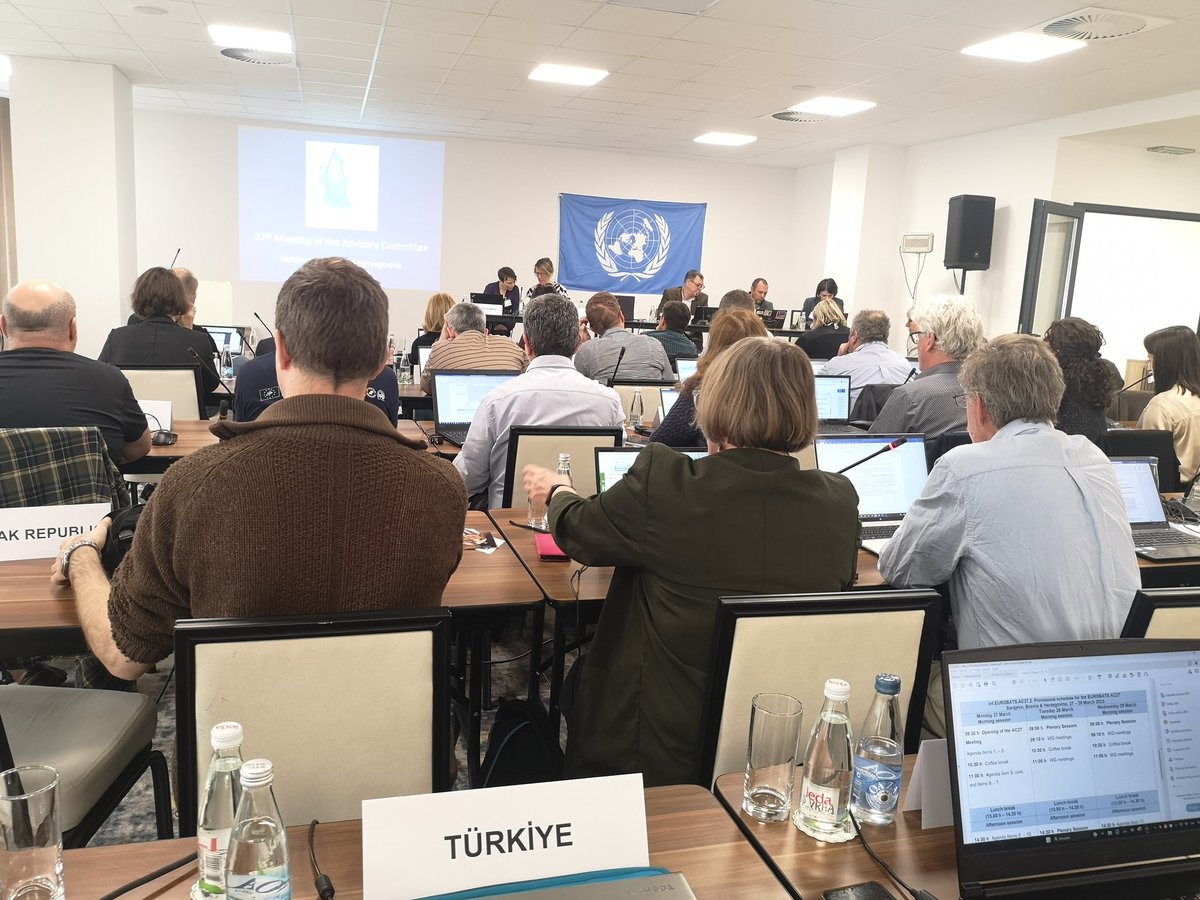 Birleşmiş Milletler Çevre Programı Eurobats danışma kurulu toplantısından (yarasaları koruma anlaşması), Saraybosna'dan selamlar. 🙋 Türkiye anlaşmanın imzacısı değil. Avrupa'daki türlerin çoğu Türkiye'de de bulunduğu için danışma kuruluna davet ediliyoruz. 🦇
