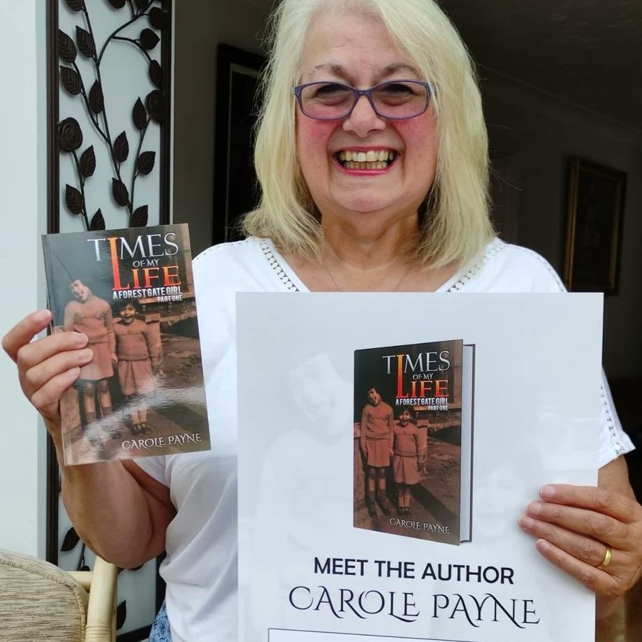 cazthebiz's tweet photo. #bookcovers #writerslift #writingcommunity #goodreads #devizesbooks
#newauthors @AustinMacauley here's mine ! https://t.co/YbFMpasb6R