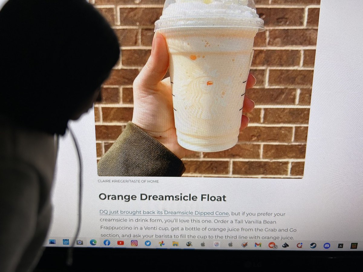 alexiogrenier's tweet photo. Guess who’s going to Starbucks ? 🤷♂️ #Orange #AnythingForHTA #Haha #OrangeFlavour #LooksTasty #AlitaBattleAngel #Yummy #Tasty #GonnaTryIt https://t.co/4IFcA5Nwie