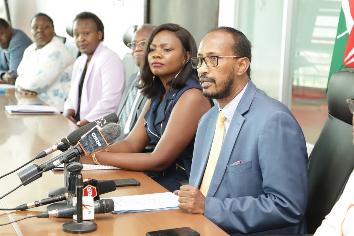 5/10 Anarchy is not justified no matter the grievance we may have. Our courts and our laws exist to ensure justice is served to all without fear or favour. Taking the law into our own hands is a recipe for utter chaos.